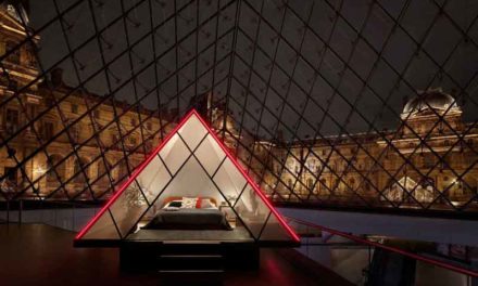 Insolite : Une nuit dans la pyramide du Louvre !